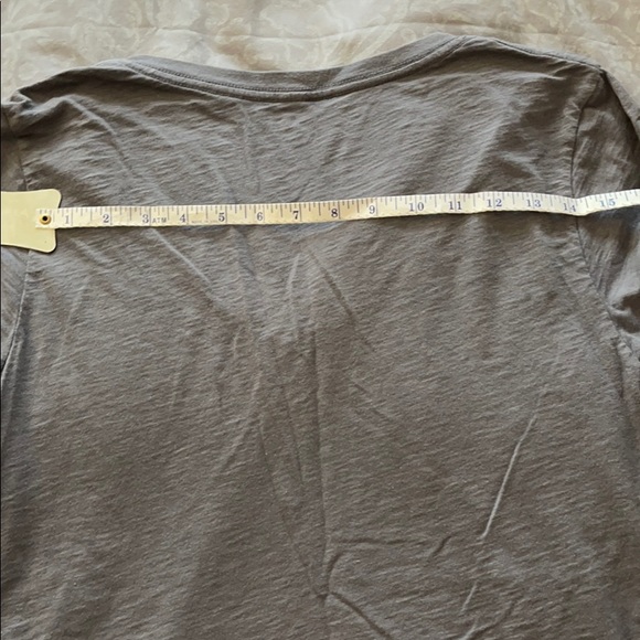 XL Gray v-neck Stranded brand T-shirt - Picture 6 of 7